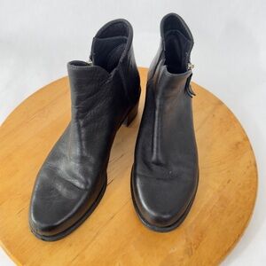 Stuart Weitzman Biker-Style/Western Ankle Boots in Black Leather 7.5M